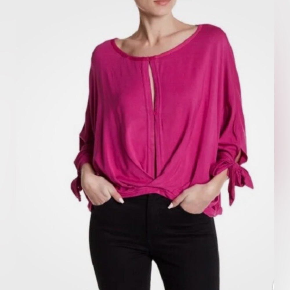 Free People Rayon Blend BlouseTie-Sleeve Top inMagenta cut out front Size Medium